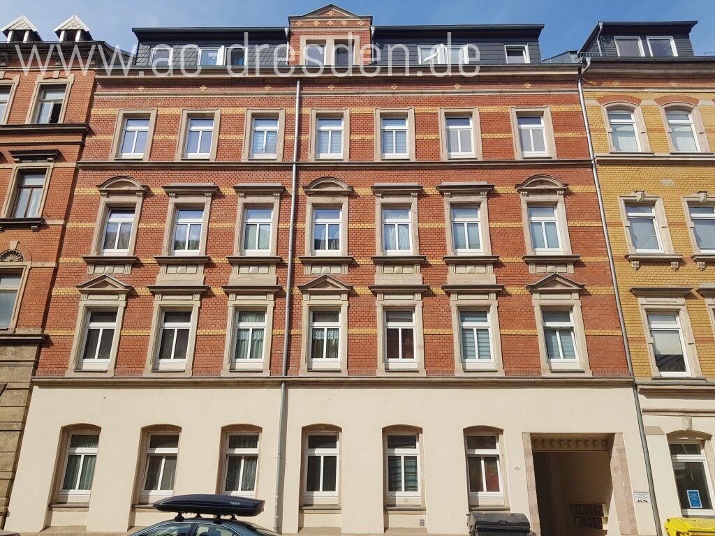 Freundliche 2-Zimmer-Wohnung in kernsaniertem Gründerzeithaus im Lutherviertel 