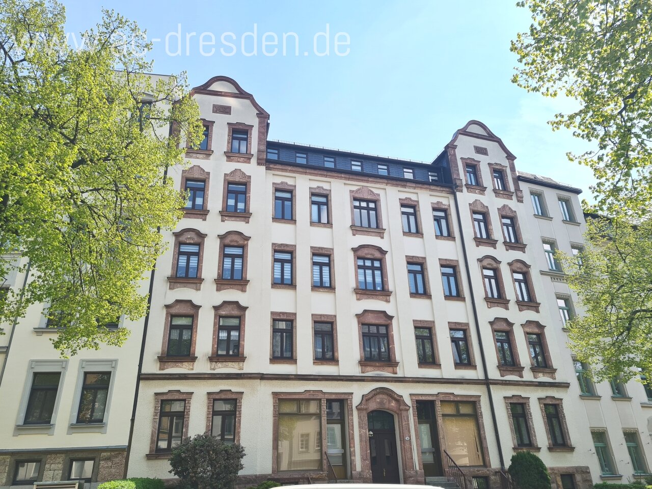 Helle 2-Zimmer-Wohnung mit Balkon in direkter Nähe zum Küchwald!