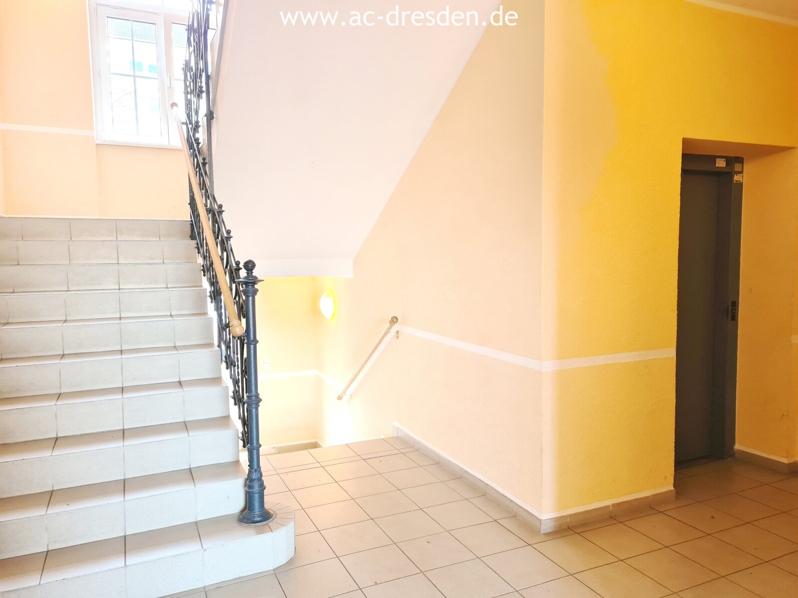 Schnuckelige 1-Raum-Wohnung in einem kernsanierten Gründerzeithaus in Chemnitz Nähe Stadtzentrum