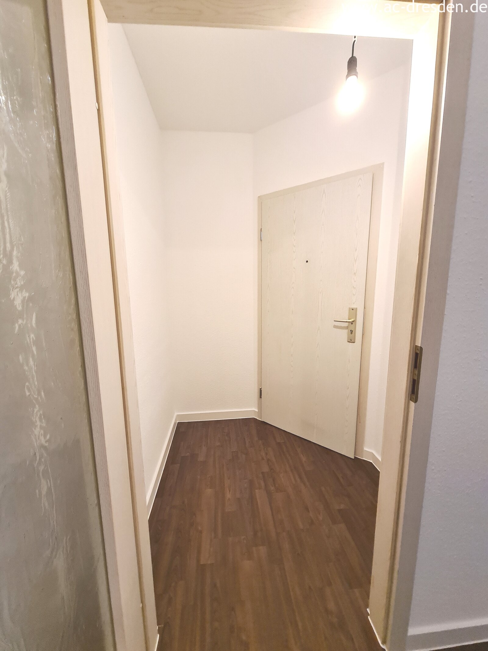 Helle ruhige 2-Raum-Wohnung in einem sanierten Gründerzeithaus im Stadtteil Chemnitz Hilbersdorf