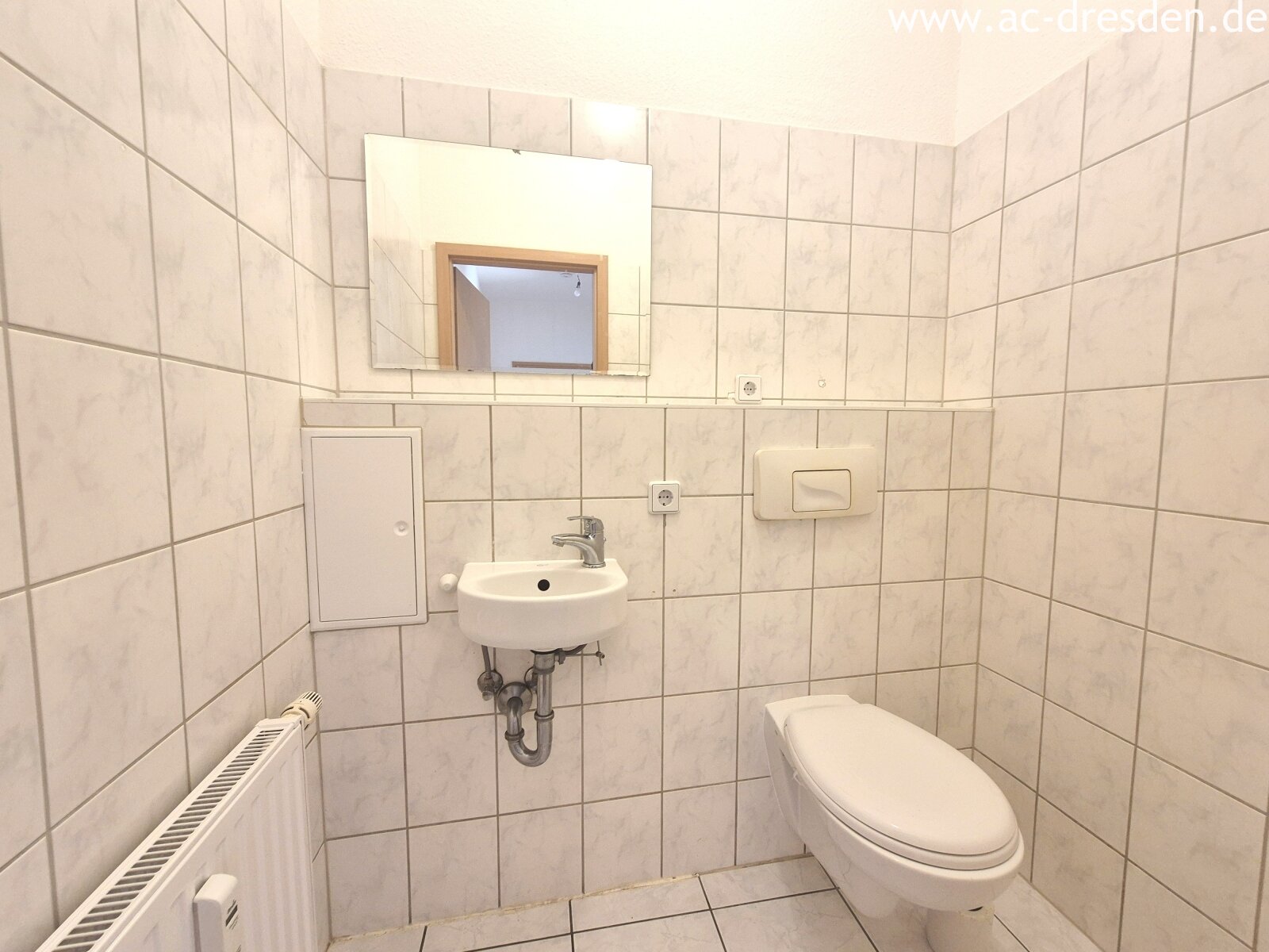 Geräumige 4 Zimmer Wohnung in der Reinhardstraße inklusive Balkon