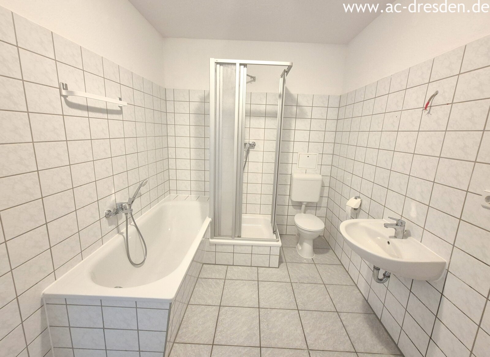 Helle 3-Raum-Wohnung mit Balkon im kernsanierten Gründerzeithaus im Lutherviertel