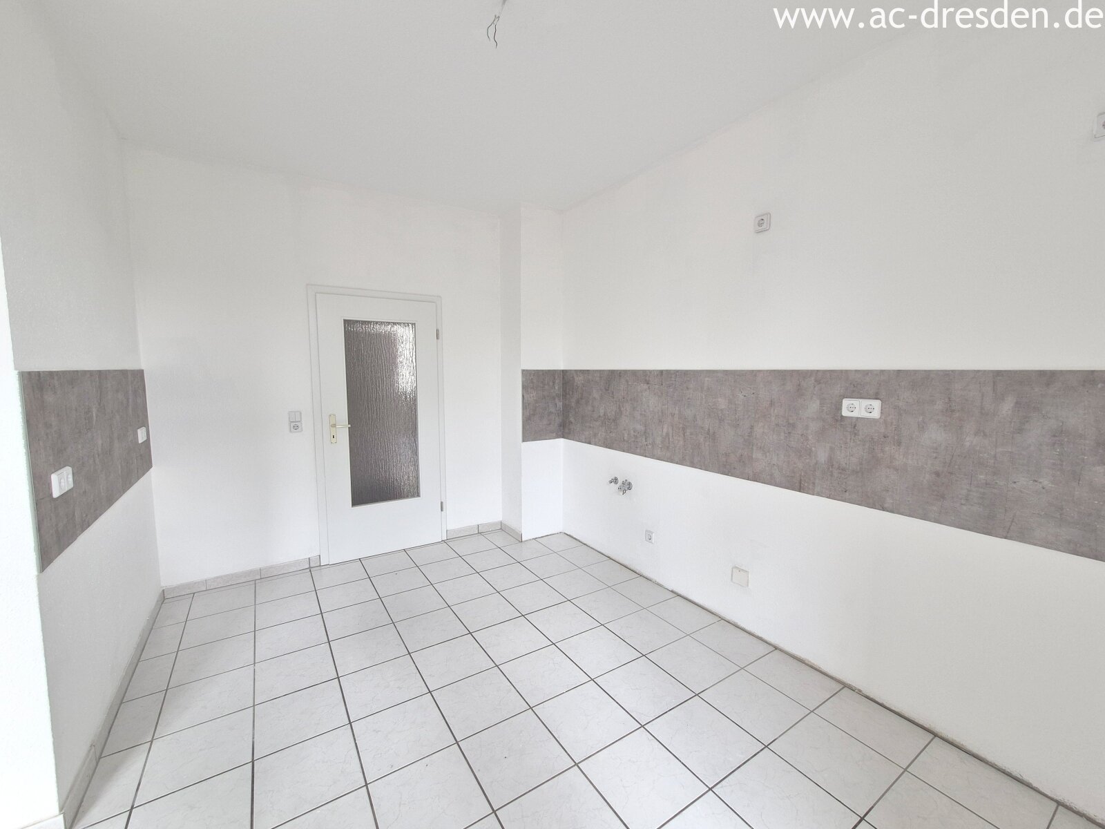 Helle 3-Raum-Wohnung mit Balkon im kernsanierten Gründerzeithaus im Lutherviertel