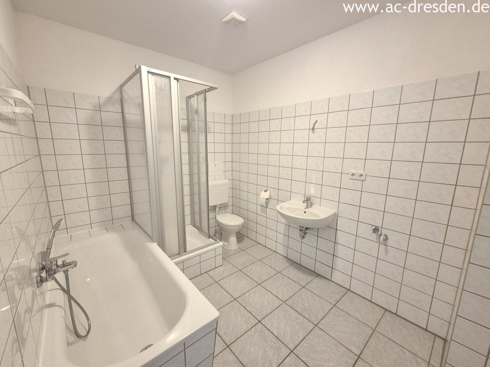 Helle 3-Raum-Wohnung mit Balkon im kernsanierten Gründerzeithaus im Lutherviertel