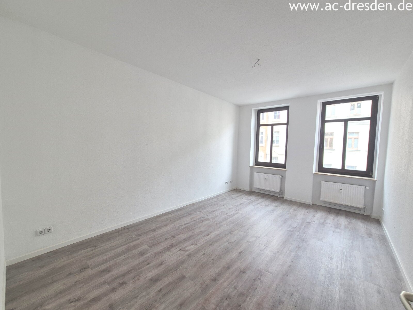 Helle 3-Raum-Wohnung mit Balkon im kernsanierten Gründerzeithaus im Lutherviertel