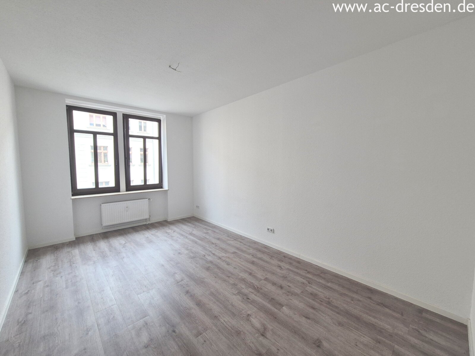 Helle 3-Raum-Wohnung mit Balkon im kernsanierten Gründerzeithaus im Lutherviertel