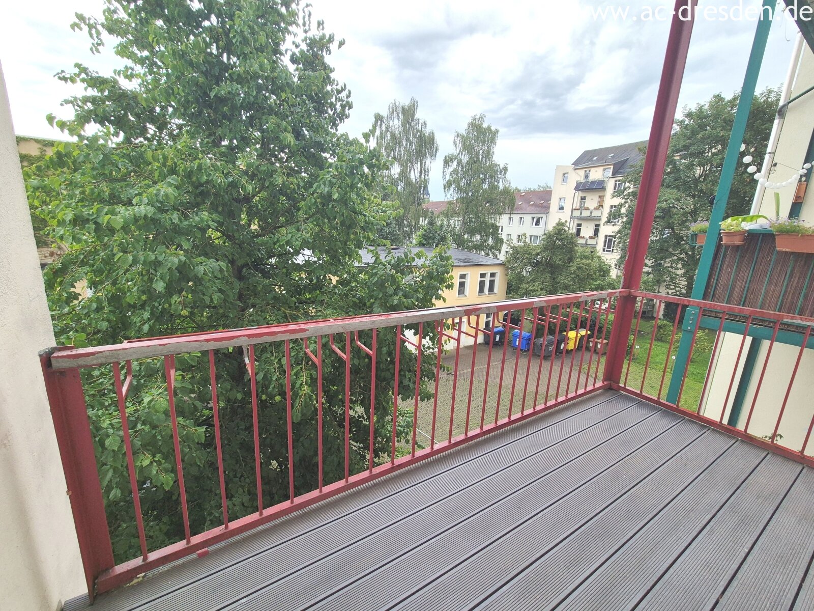Helle 3-Raum-Wohnung mit Balkon im kernsanierten Gründerzeithaus im Lutherviertel