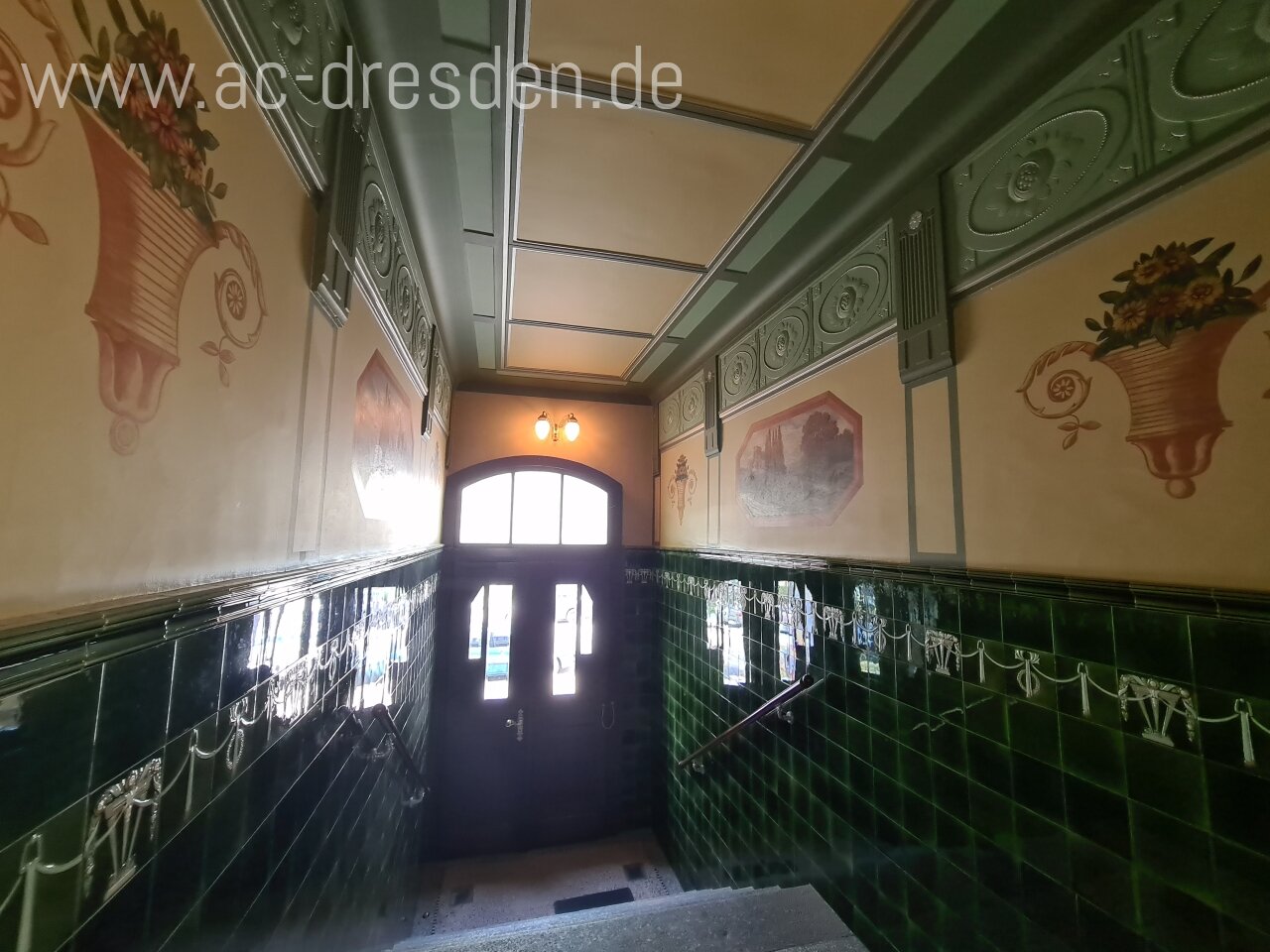 Bright apartment with balcony, close to Küchwald Park!