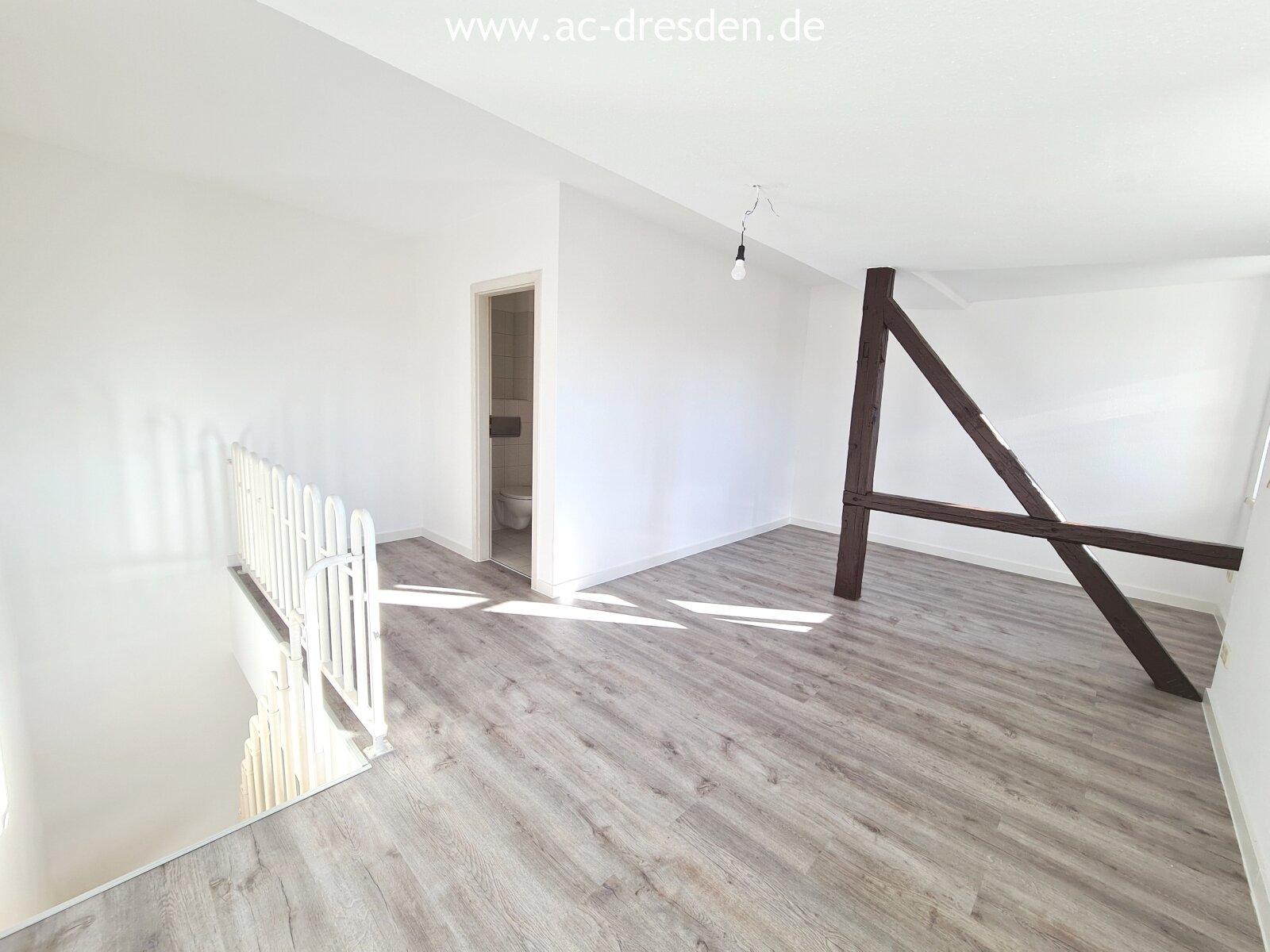 very nice 1-room-flat in a refurbished historical multi-family-house close to the City-Centre of Chemnitz