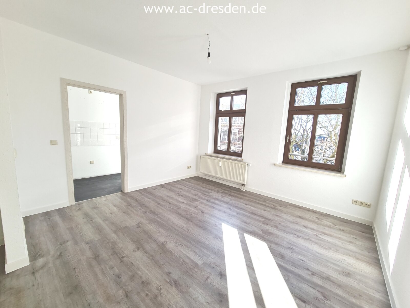 very nice 1-room-flat in a refurbished historical multi-family-house close to the City-Centre of Chemnitz