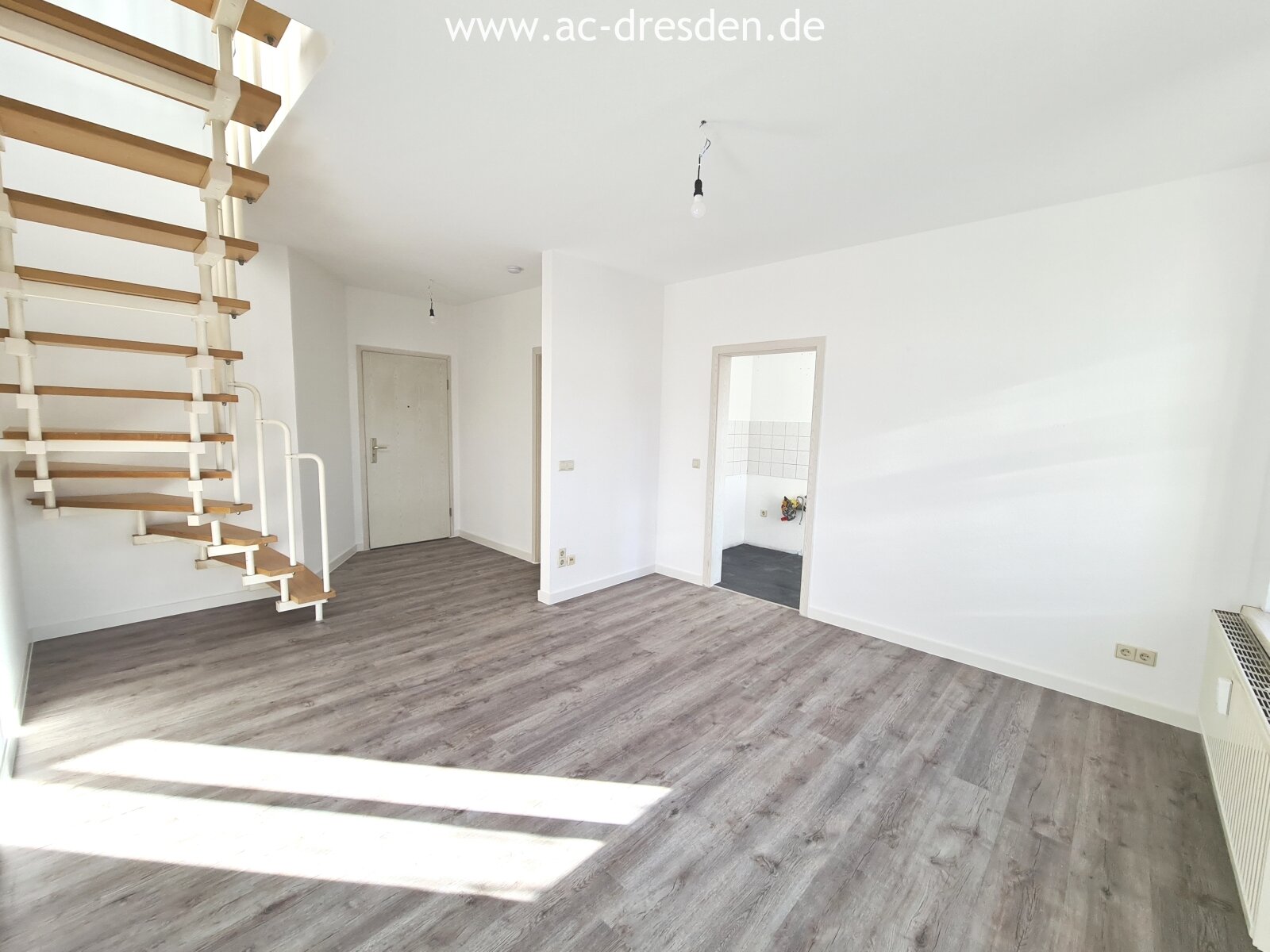 very nice 1-room-flat in a refurbished historical multi-family-house close to the City-Centre of Chemnitz