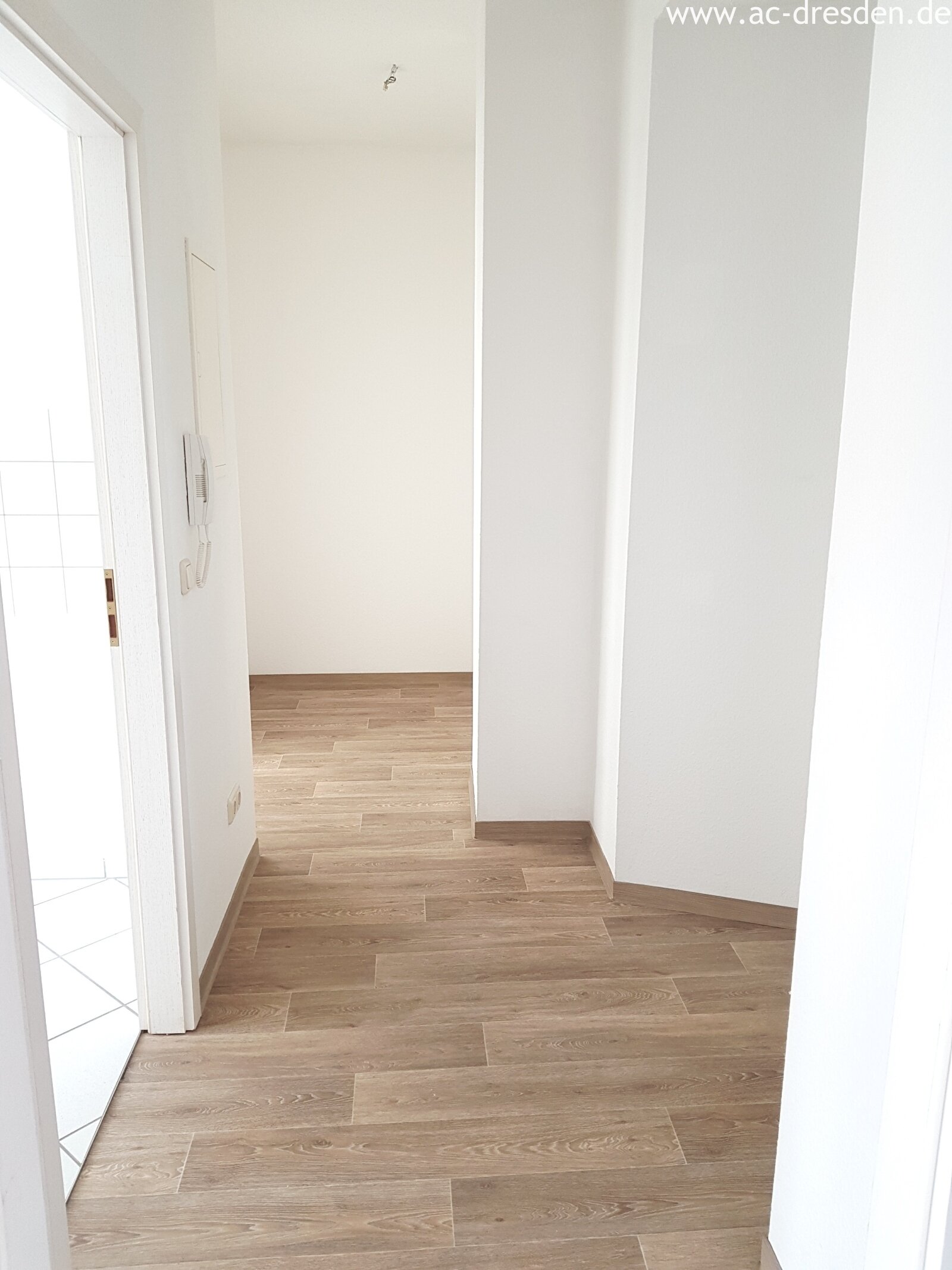 Modern 1-room-flat in a refurbished multi-family-house in Chemnitz-Kassberg