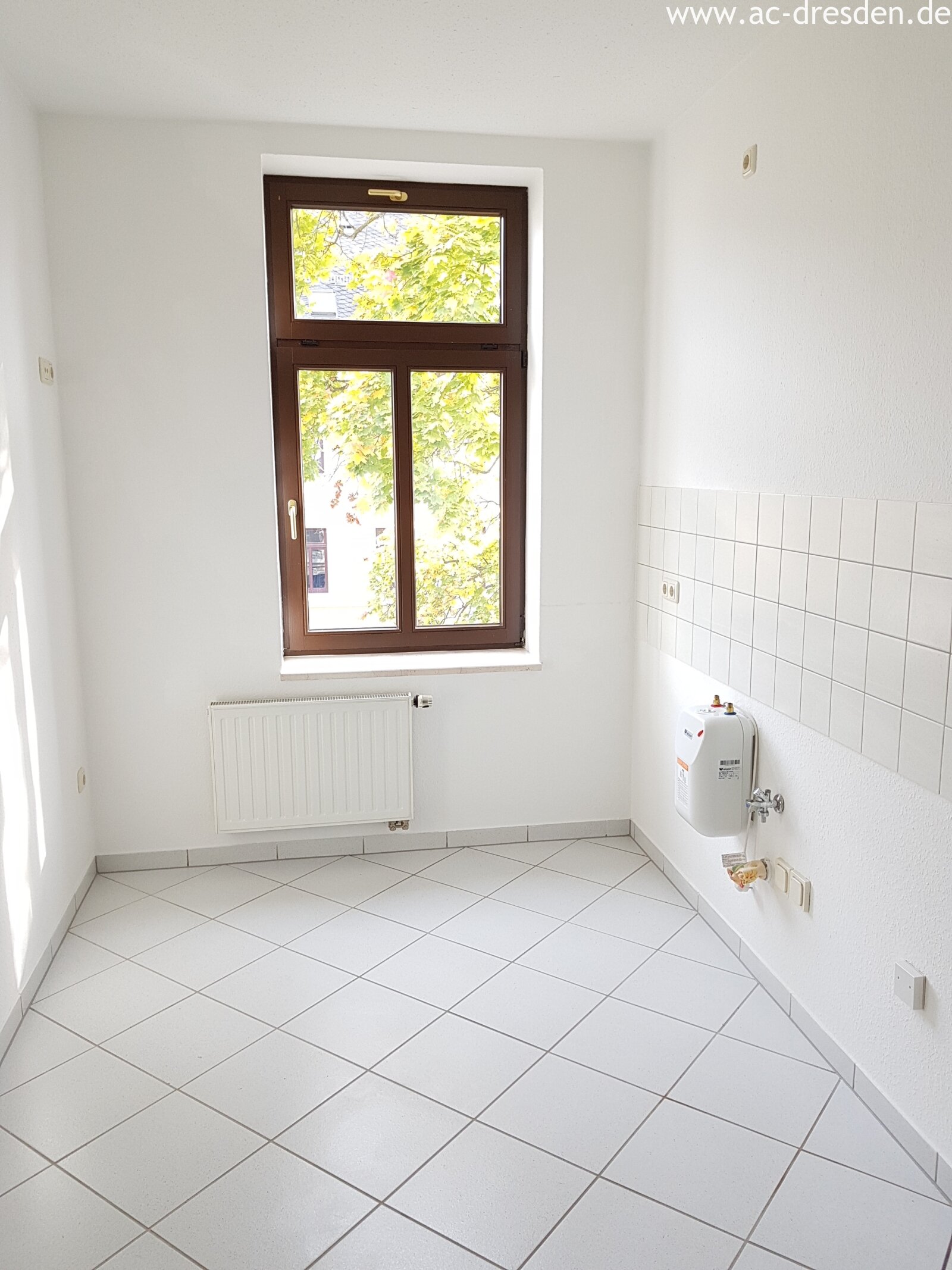 Modern 1-room-flat in a refurbished multi-family-house in Chemnitz-Kassberg