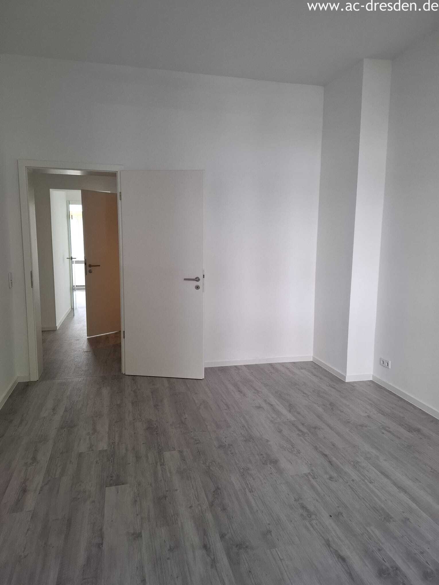 Very nice 2-rooms-flat in a refurbished historical multi-family-house close to the City-Centre of Erfurt