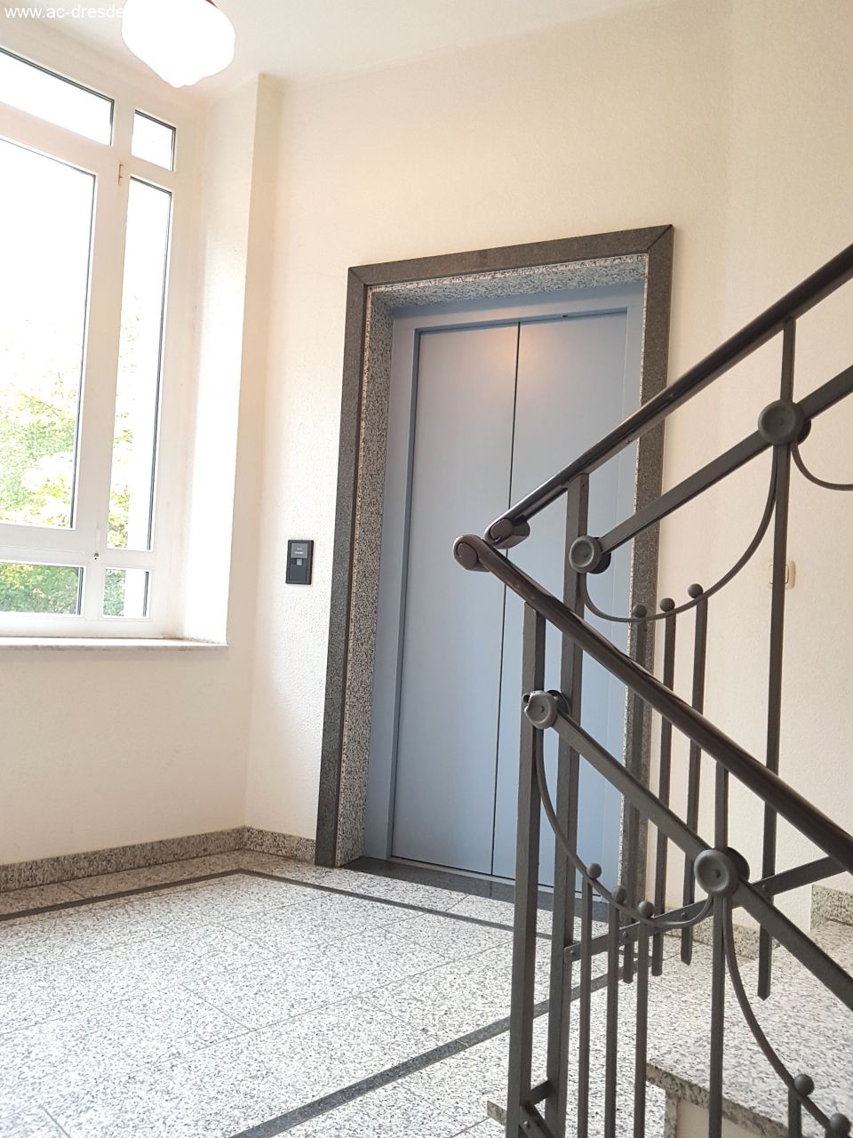 Bright 2-rooms-flat in a refurbished multi-family-house in Chemnitz-Kassberg