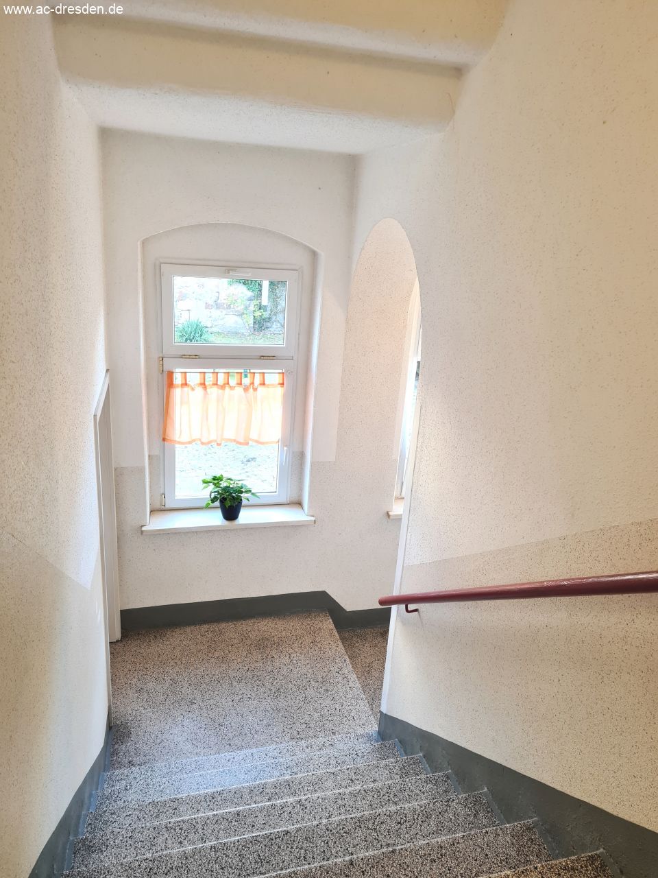 Bright 2-rooms-flat in a refurbished historical multi-family-house in Chemnitz Hilbersdorf 