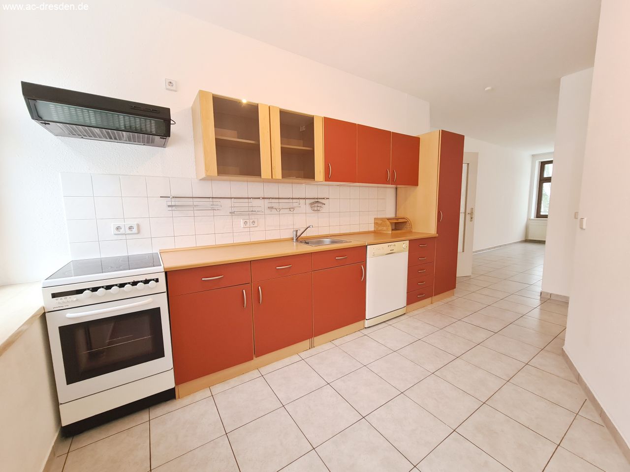 Bright 2-rooms-flat in a refurbished historical multi-family-house in Chemnitz Hilbersdorf 
