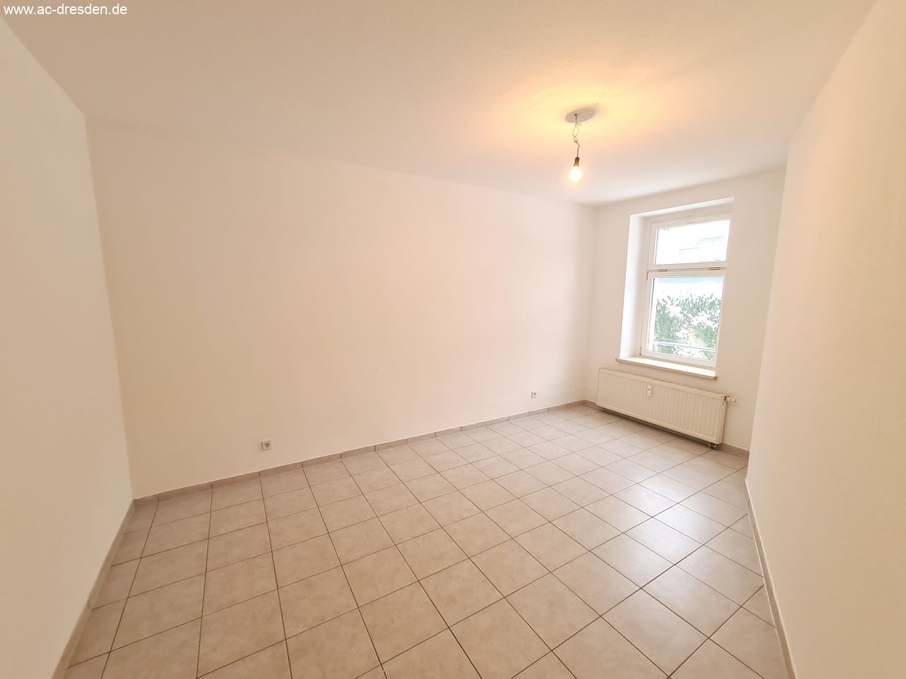 Bright 2-rooms-flat in a refurbished historical multi-family-house in Chemnitz Hilbersdorf 
